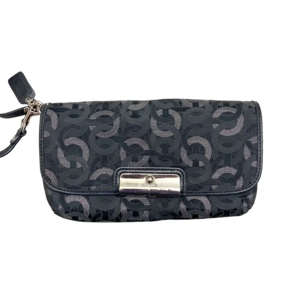 Coach Kirsten chainlink optic lurix mini bag wristlet in black